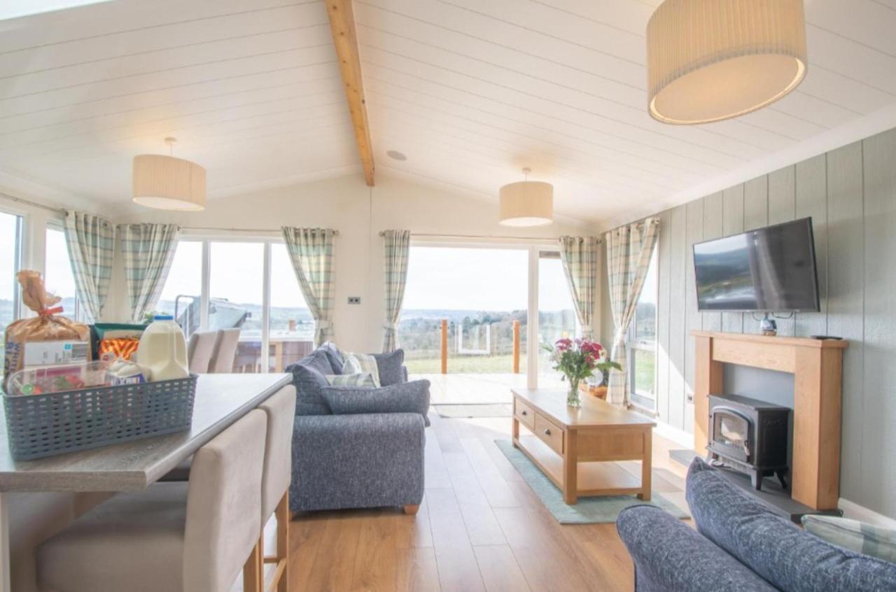 Beechwood Lochview Lodges Lochwinnoch Exterior foto